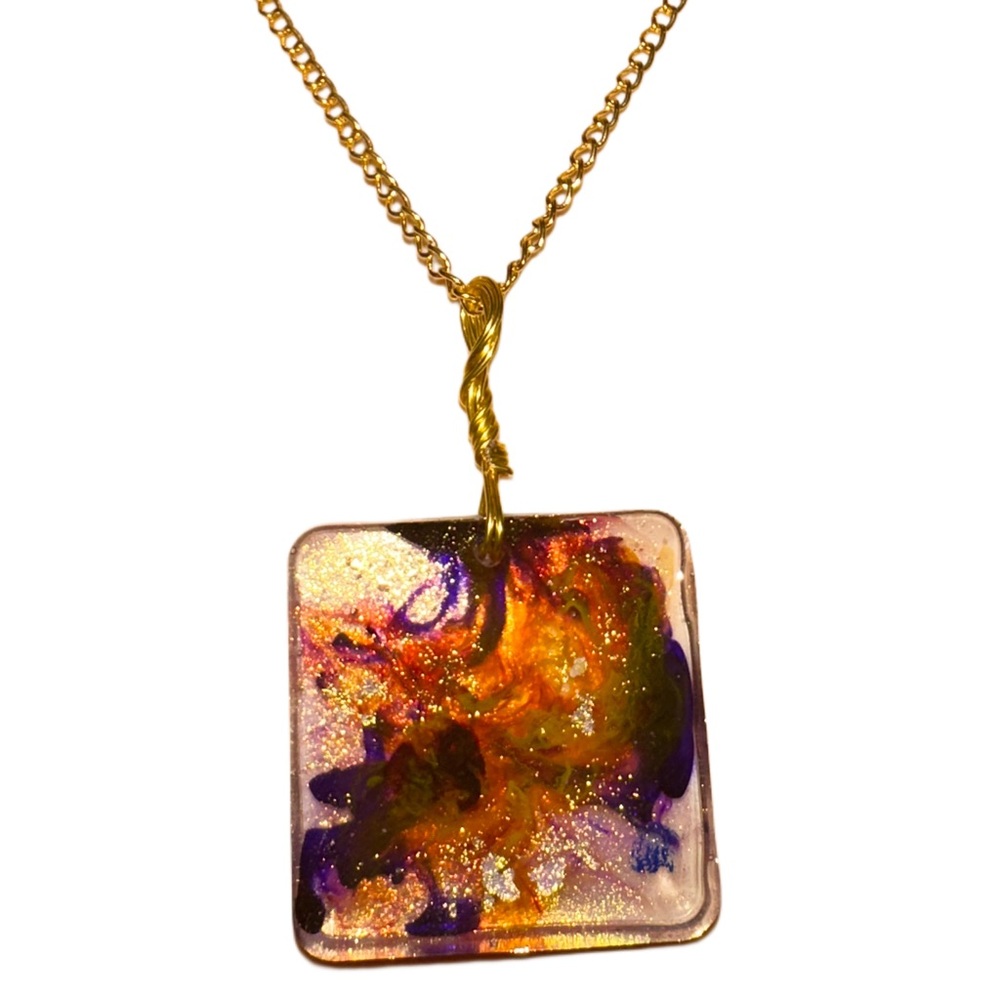 Abstract Pendant & Chain - Picture 3 of 8